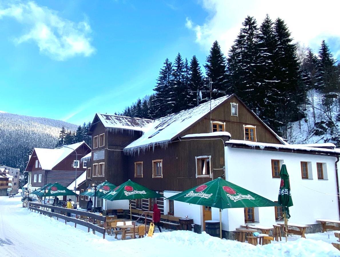 Hotel Hvezda เปตส์ปอตสเนซโค ภายนอก รูปภาพ